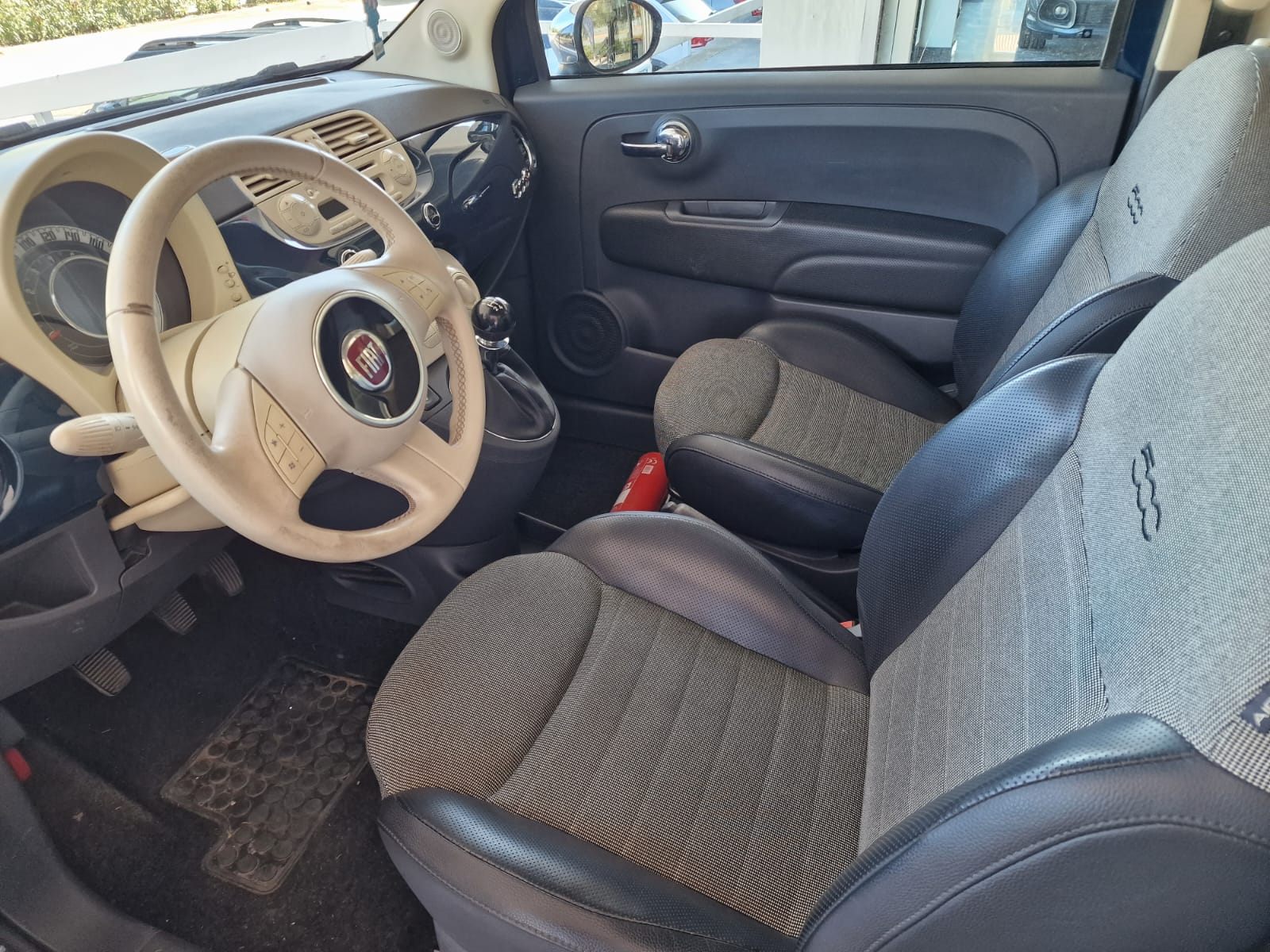 Fiat500CambrioLounge06(2)